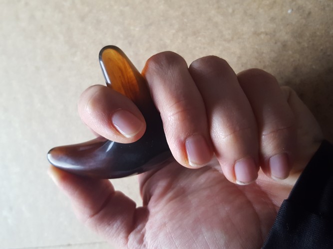 guasha-deesticka-masazni-pomucka