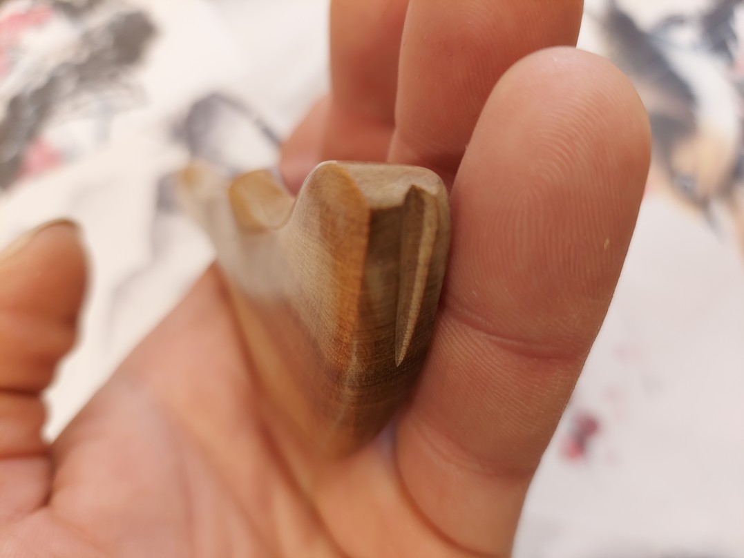 GUASHA - Dřevěná pomůcka s výřezem