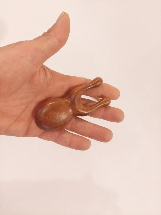 GUASHA - Dřevěný Masážní Brouk