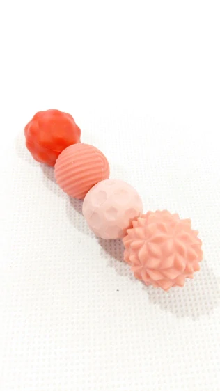 Masážní Kuličky Silikonové/Magnetické/Červené - 4ks