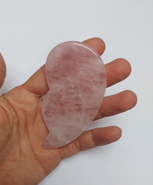 GUASHA - Masážní růžový obláček 