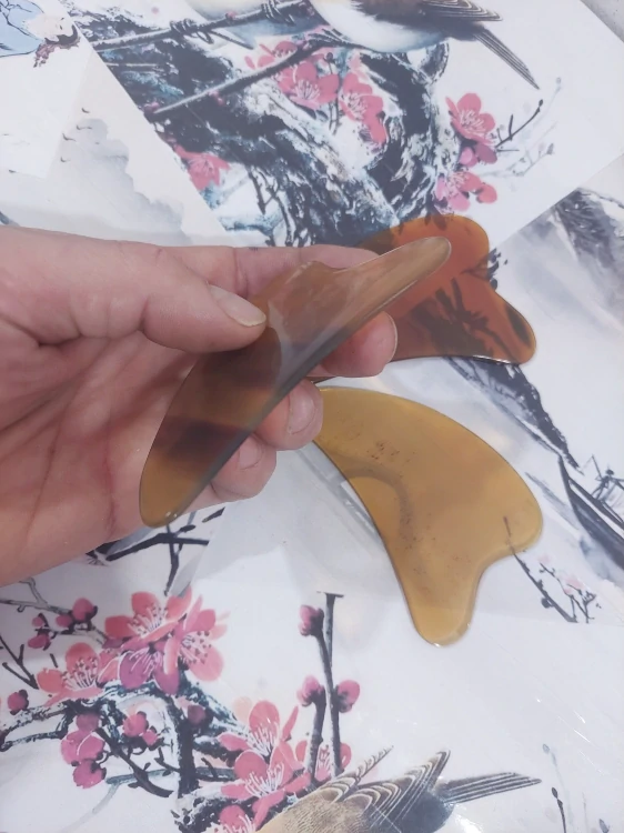 GUASHA - Klasická Destička z Rohoviny ve tvaru Slzy