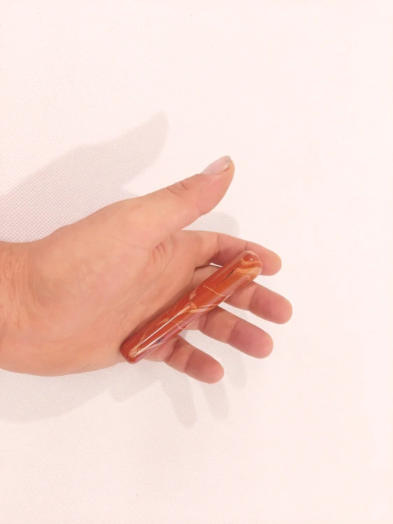 Červená masážní tyčinka 10,5cm