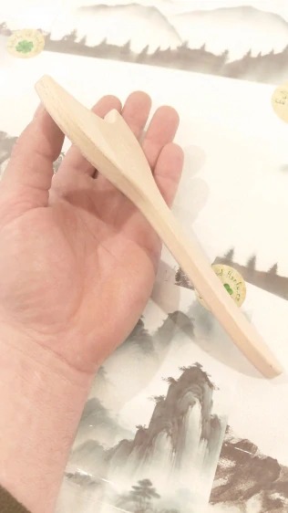 GUASHA - Dřevěná Masážní Pomůcka