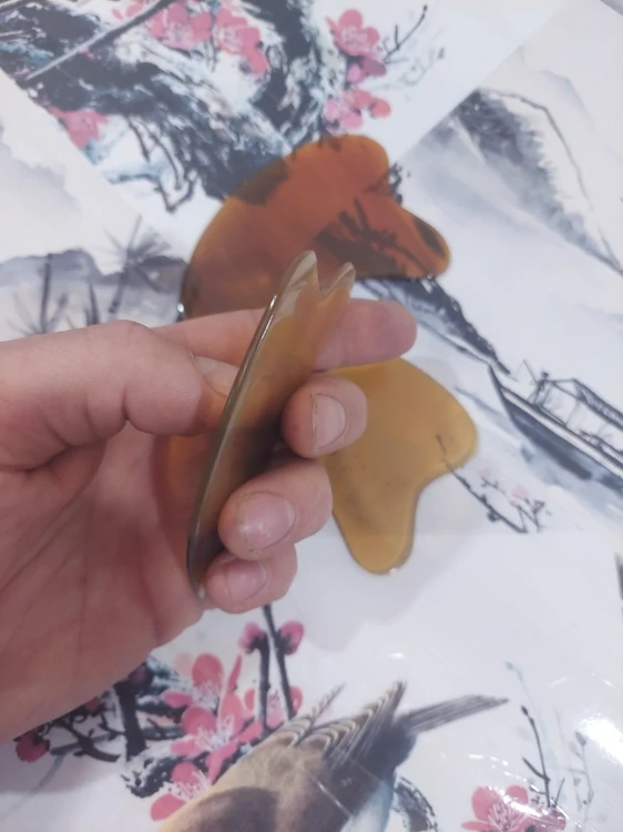 GUASHA - Klasická Destička z Rohoviny ve tvaru Slzy