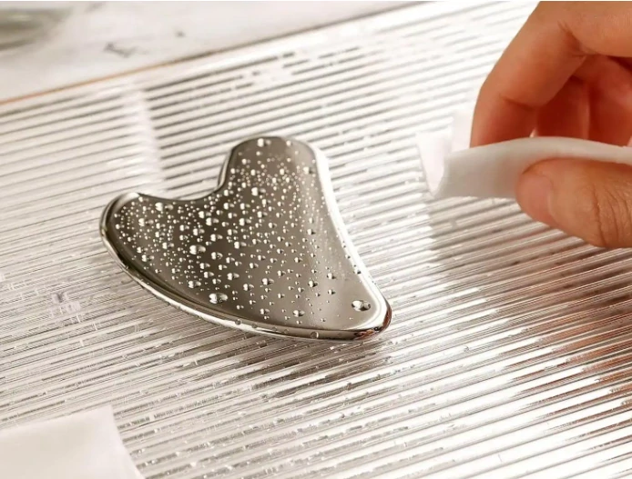 GUASHA - Kovová Leštěná Slza