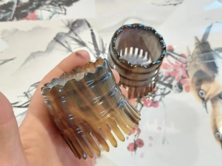 GUASHA - Velký kulatý hřeben / Tmavý