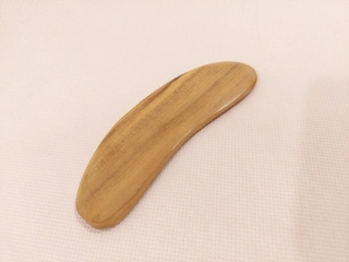 GUASHA - Dřevěná Masážní Pomůcka / Banánek